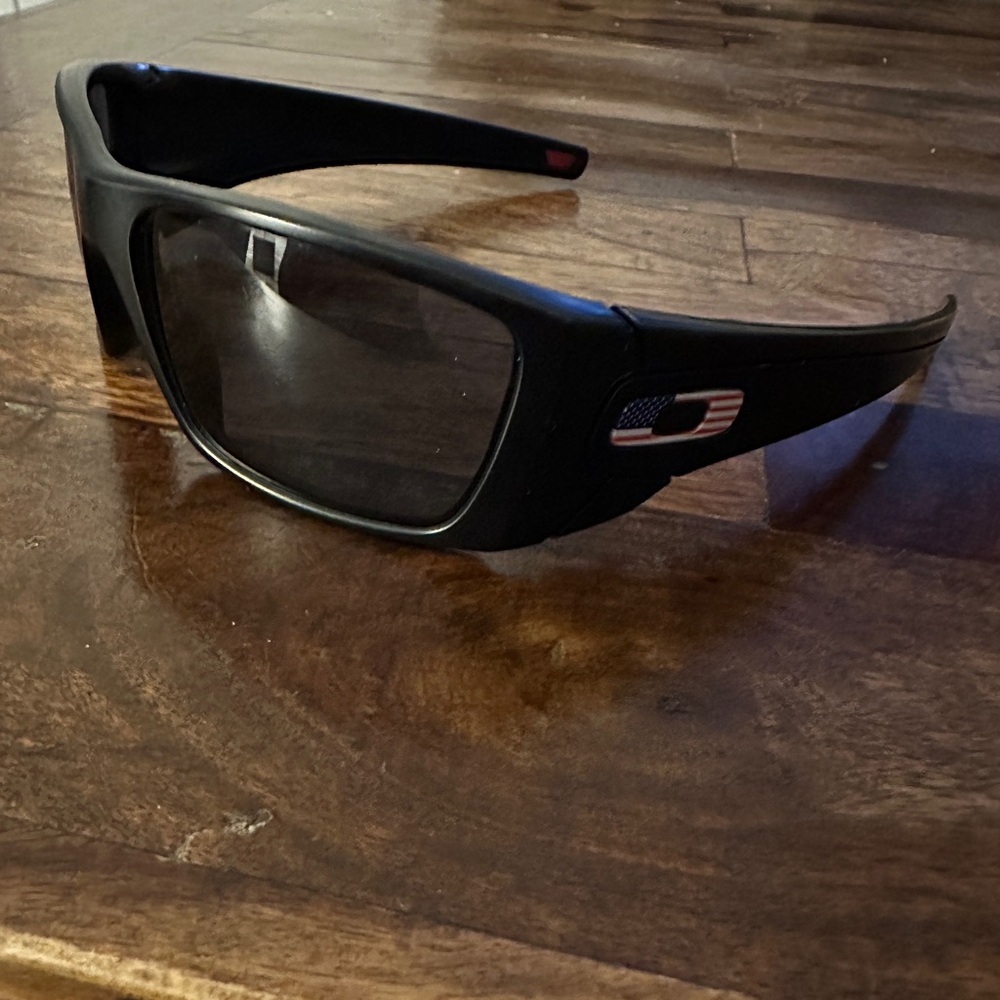 Oakley Fuel Cell sunglassess